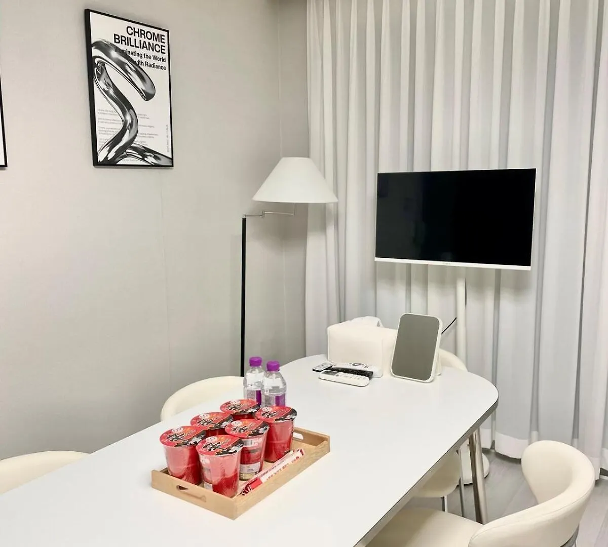 Sindaebang Station Guro Digital Complex Station 8 Minutes On Foot Hongdae Gangnam 20 Minutes Seongsu 35 Minutes Family Friendship Trip Queen 4 Szöul